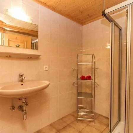 Ferienhaus In Gemeinde Mit Garten Und Grill Vakantiehuis *